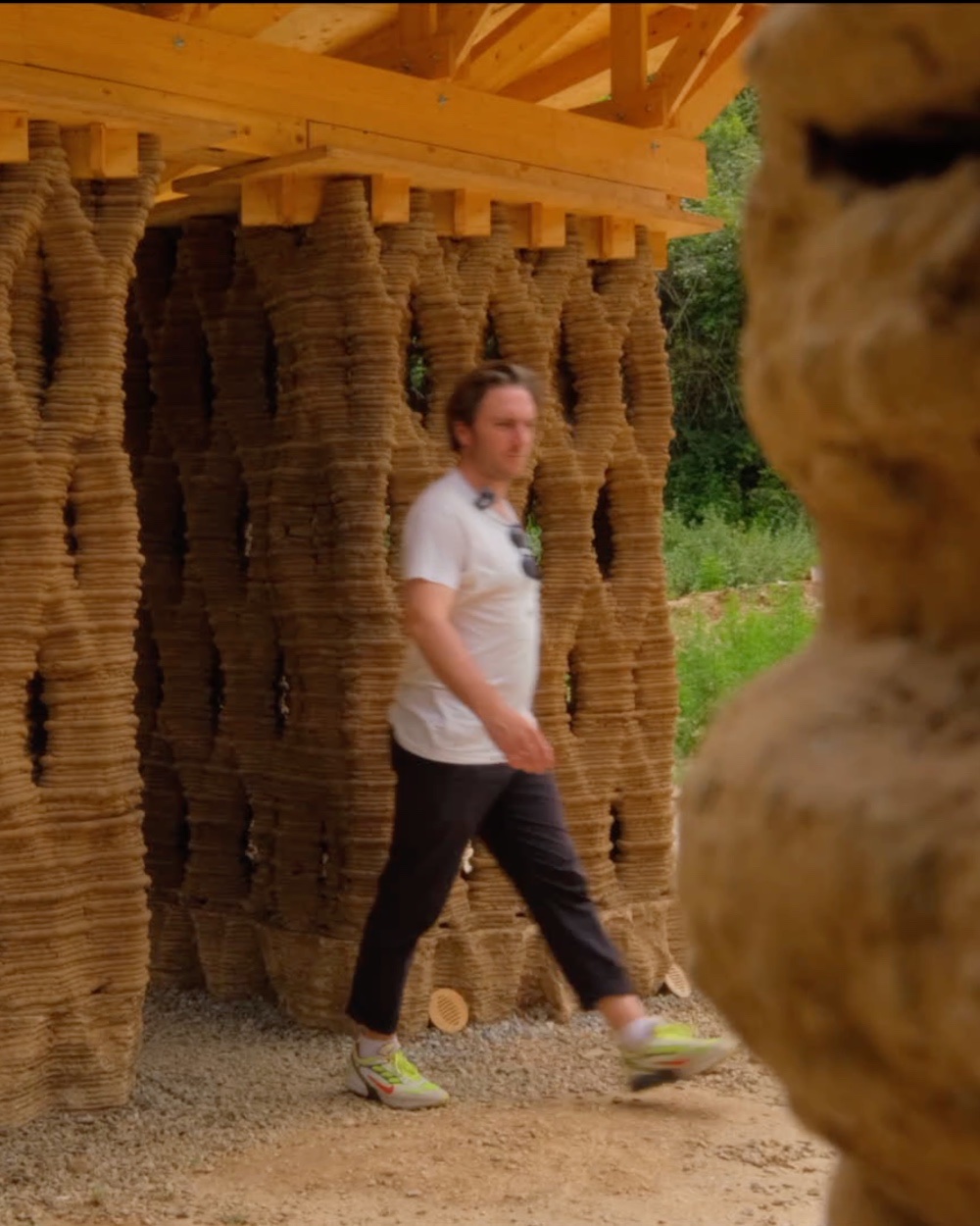3D-Printed Earth Pavilion